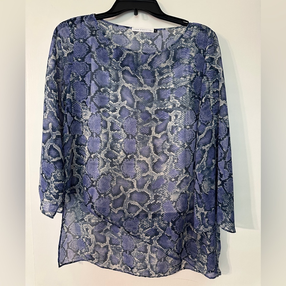 Dana Buchman Blue and Gray Relaxed 3/4 Sleeve Blouse